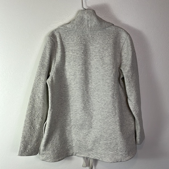 Soft Surroundings Jacket Women's Size M Cream & Gray Embossed Ribbon Tie Front - Picture 13 of 14